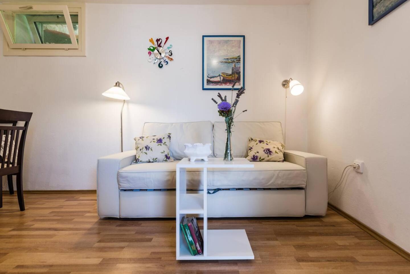 Apartment Pjaca Postira Luaran gambar